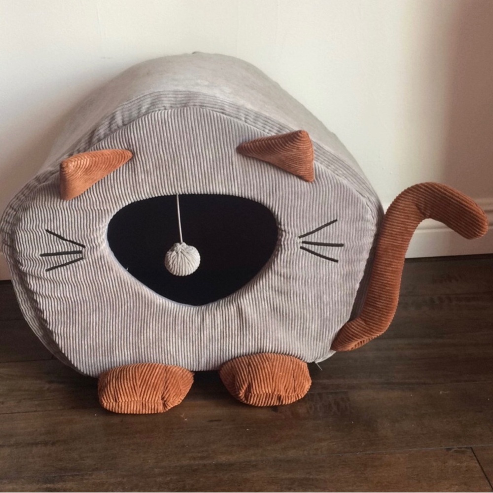 Cat Hideaway Bed Hut - Plush Pet Cave